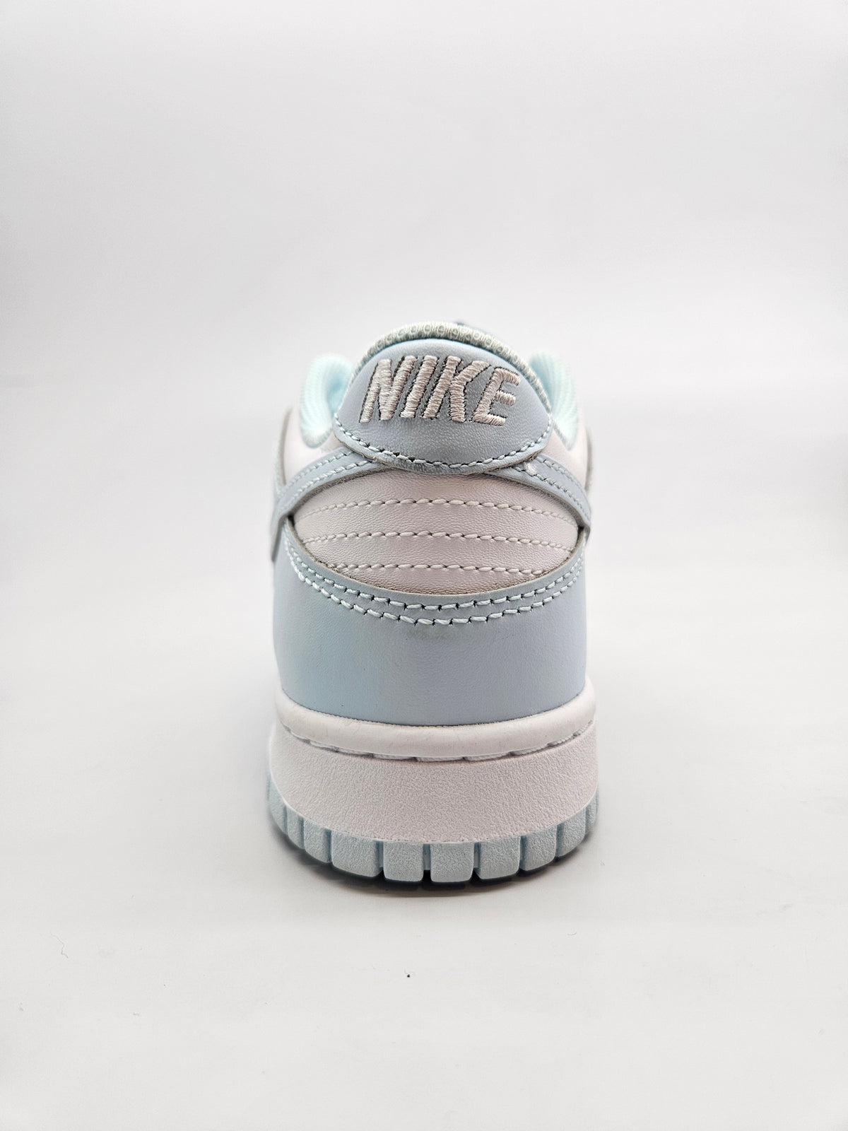 NIKE NOVI ORIGINAL PATIKI BR 38.5