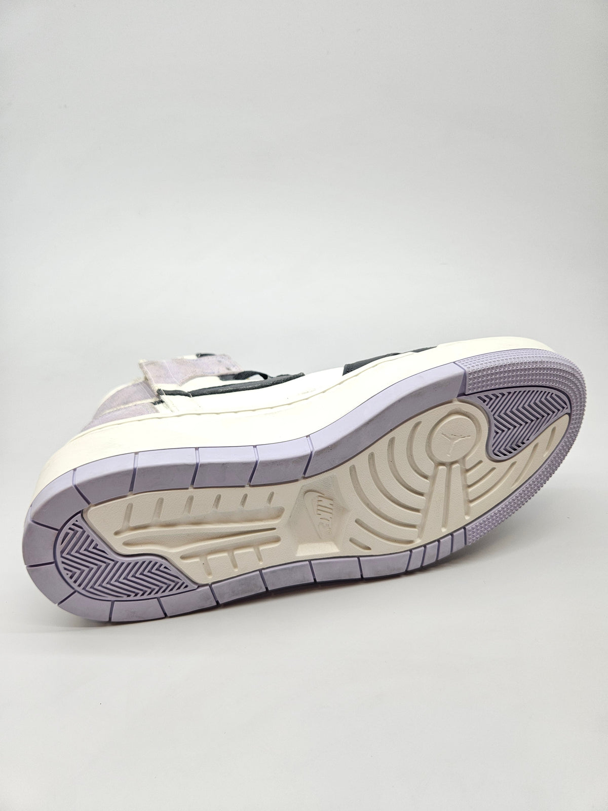 NIKE JORDAN ORIGINAL NOVI PATIKI BR 40.5