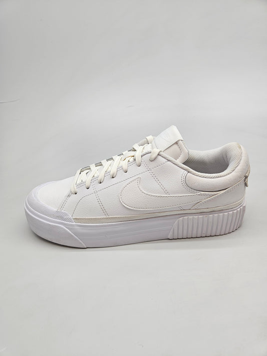 NIKE NOVI ORIGINAL PATIKI BR 42