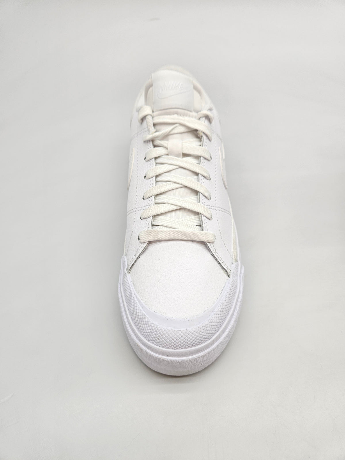 NIKE NOVI ORIGINAL PATIKI BR 40