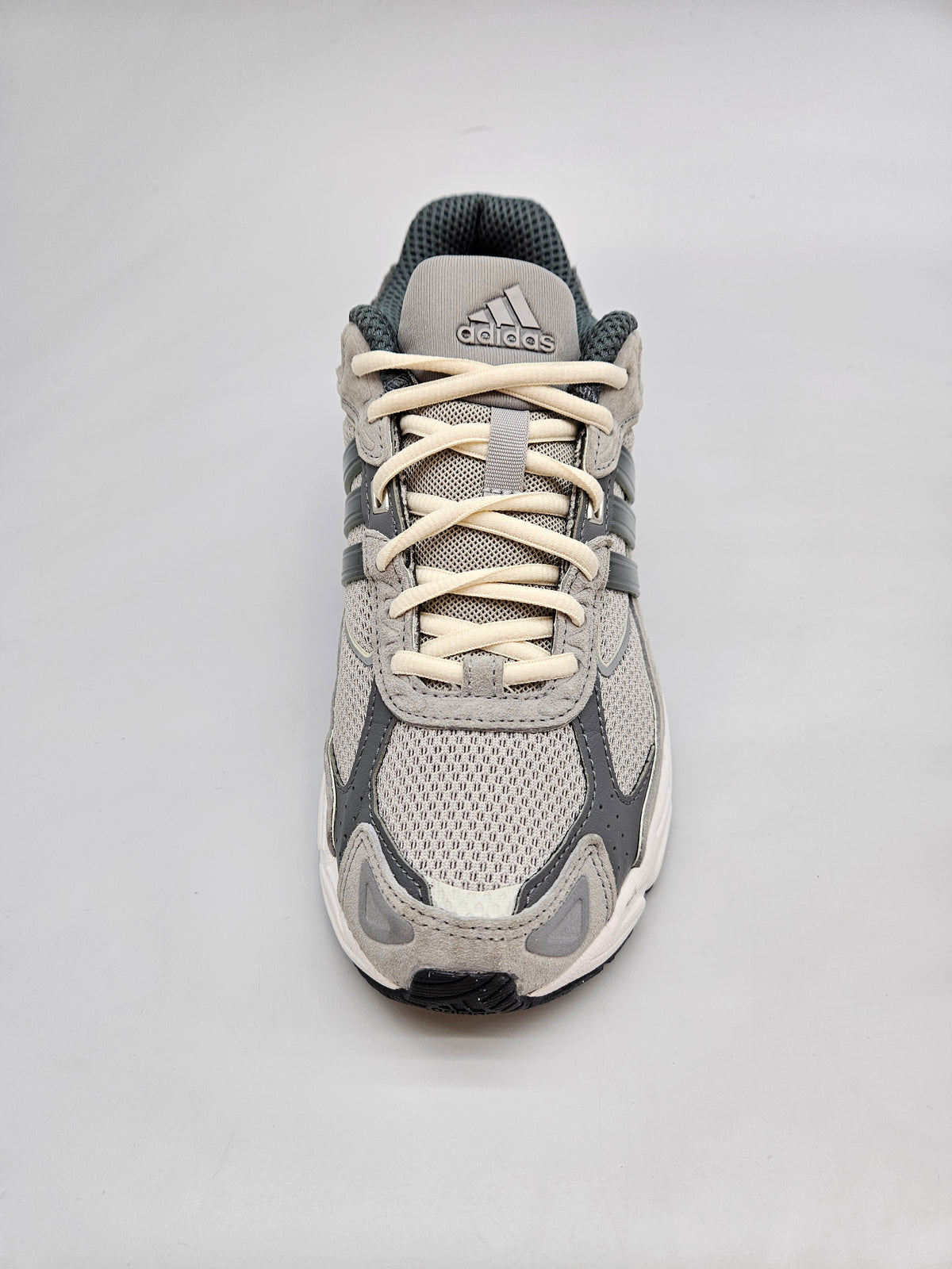 ADIDAS NOVI ORIGINAL PATIKI BR 39