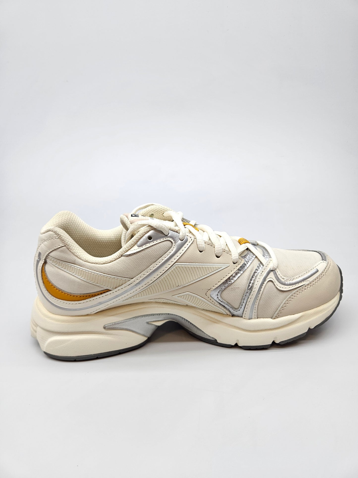REEBOK ORIGINAL PATIKI BR 39