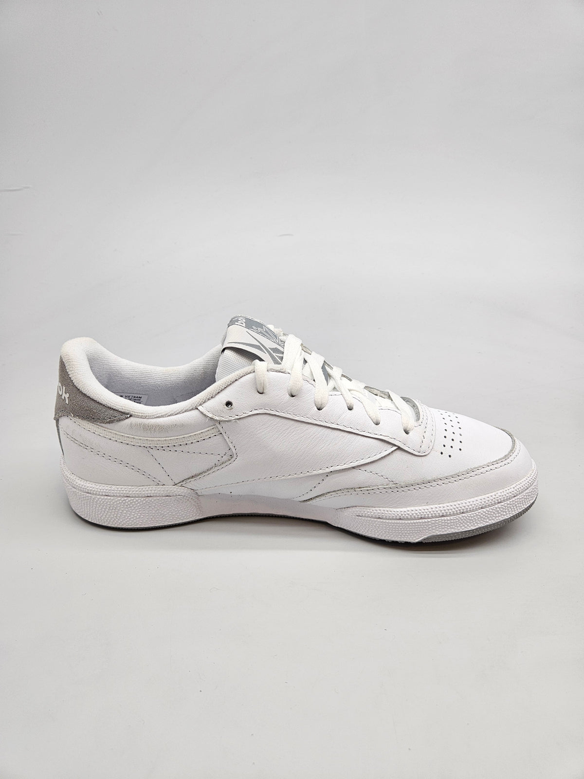 REEBOK NOVI ORIGINAL PATIKI BR 39