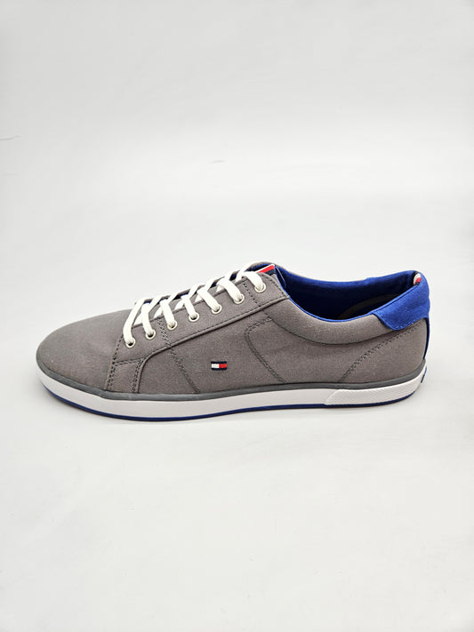 TOMMY HILFIGER NOVI ORIGINAL PATIKI BR 43