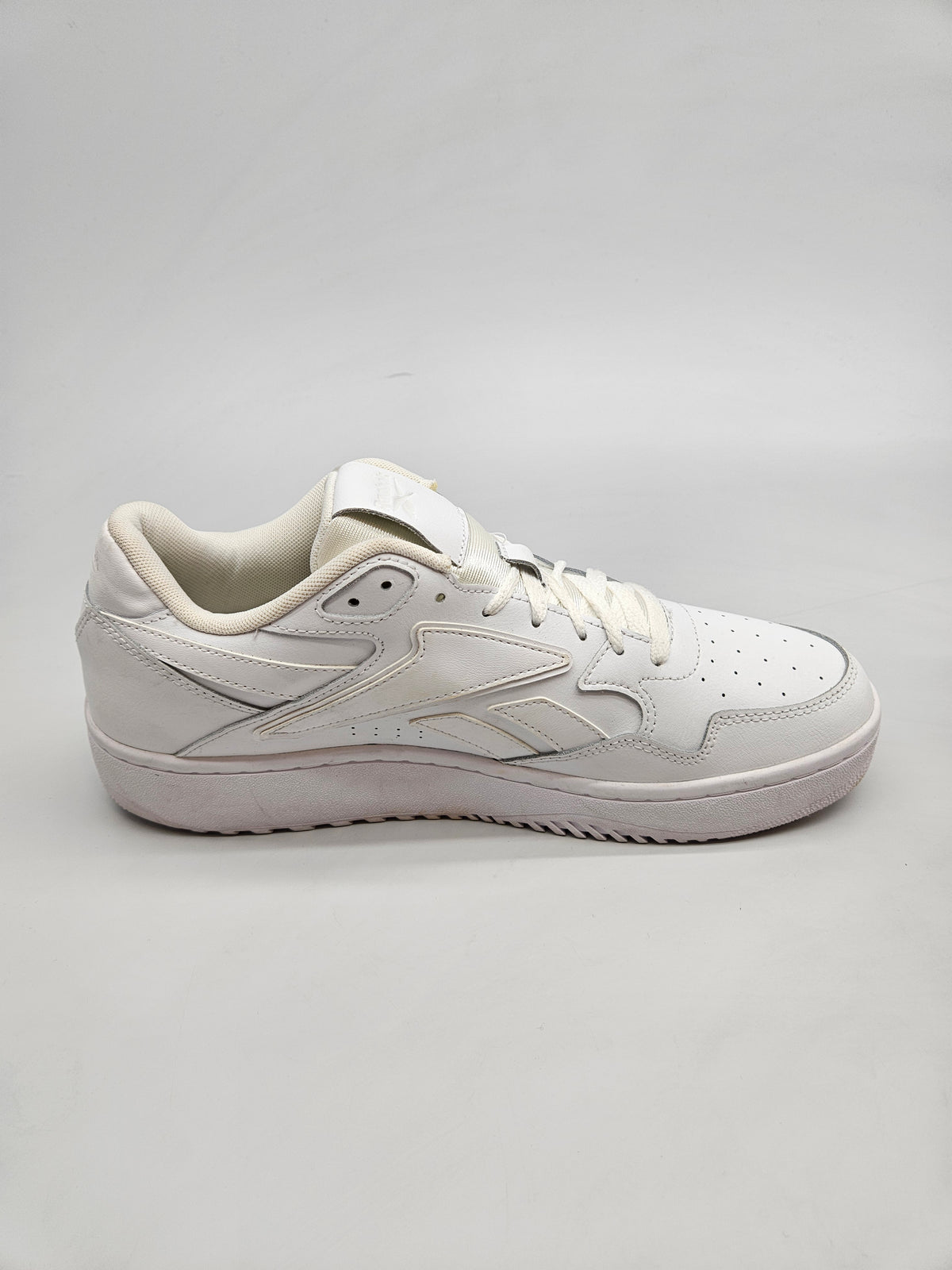 REEBOK NOVI ORIGINAL PATIKI BR 44