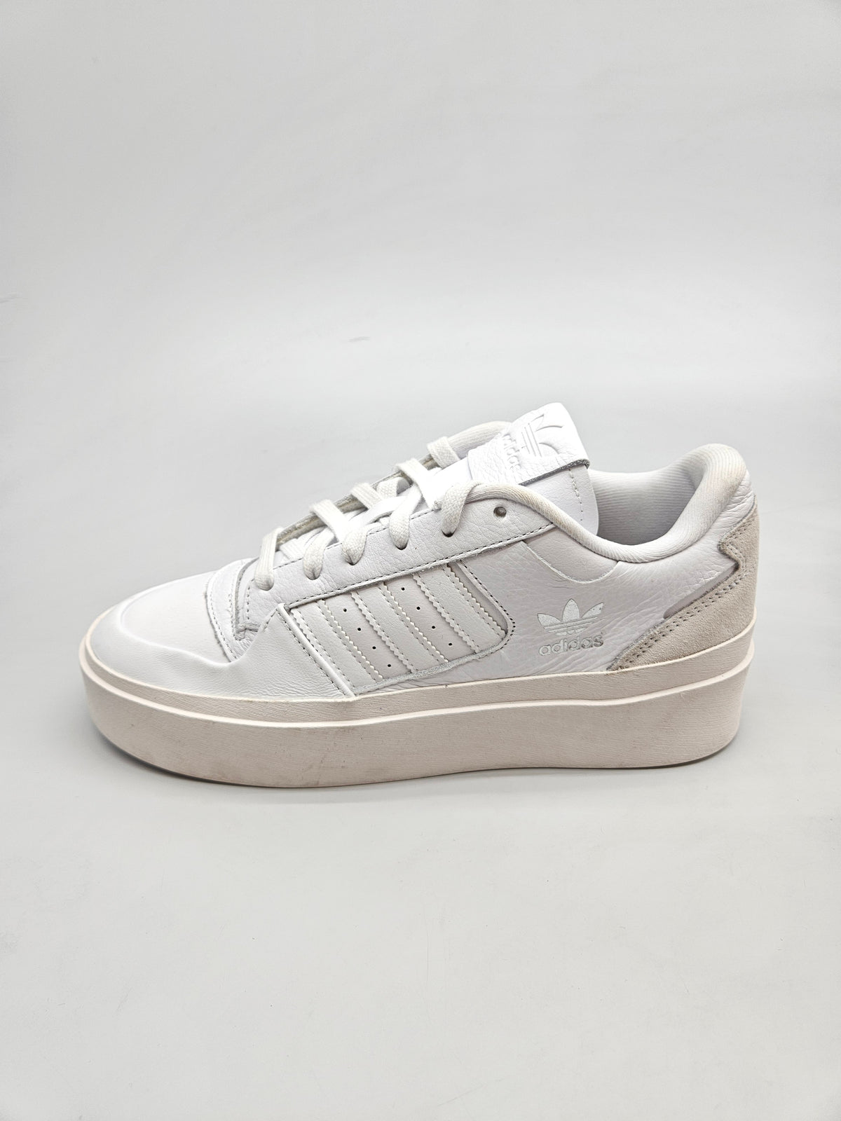ADIDAS NOVI ORIGINAL PATIKI BR 41