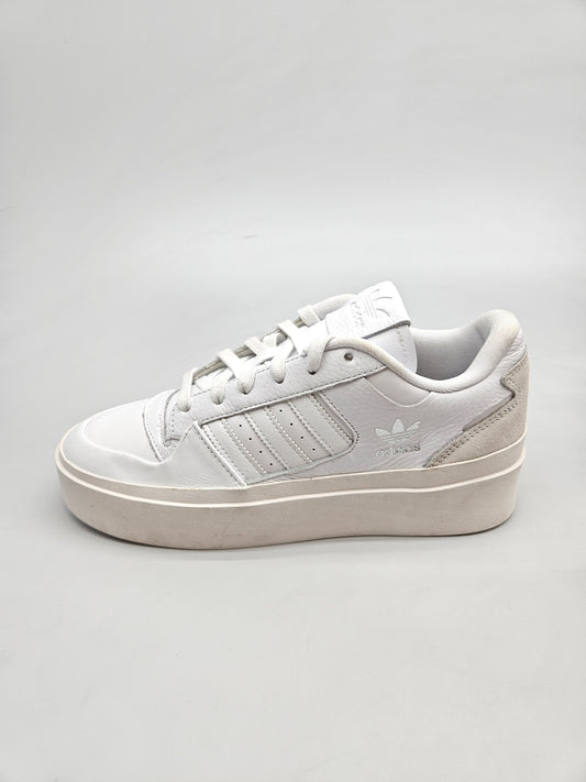 ADIDAS NOVI ORIGINAL PATIKI BR 41
