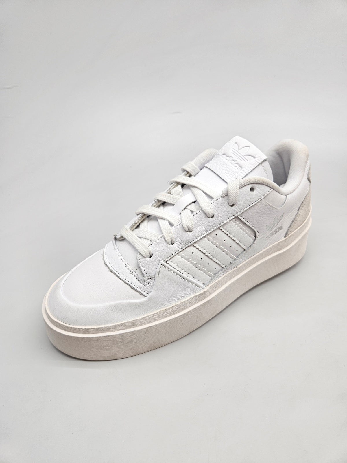 ADIDAS NOVI ORIGINAL PATIKI BR 41