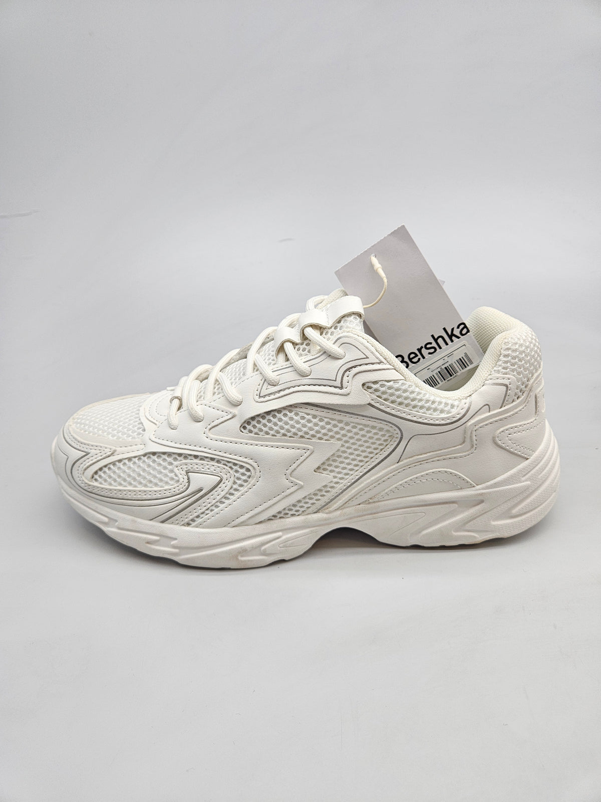 BERSHKA NOVI ORIGINAL PATIKI BR 42