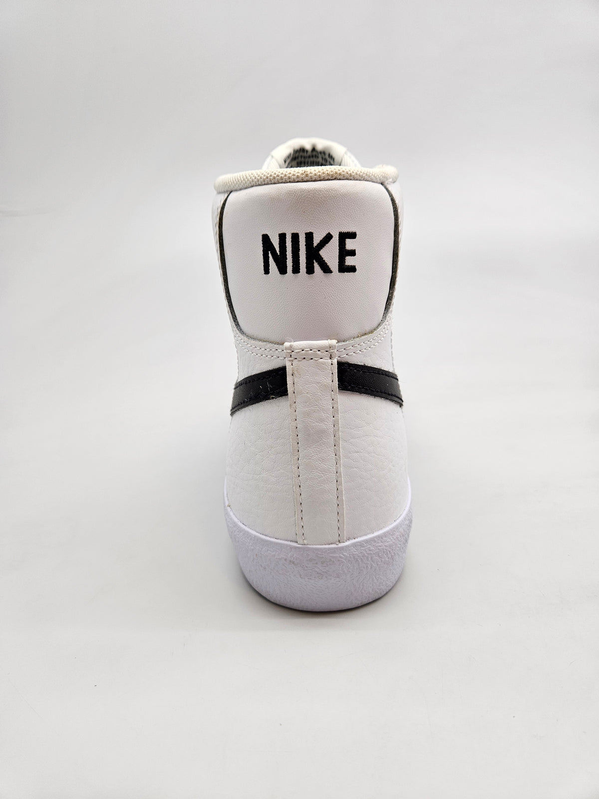 NIKE NOVI ORIGINAL PATIKI BR 40