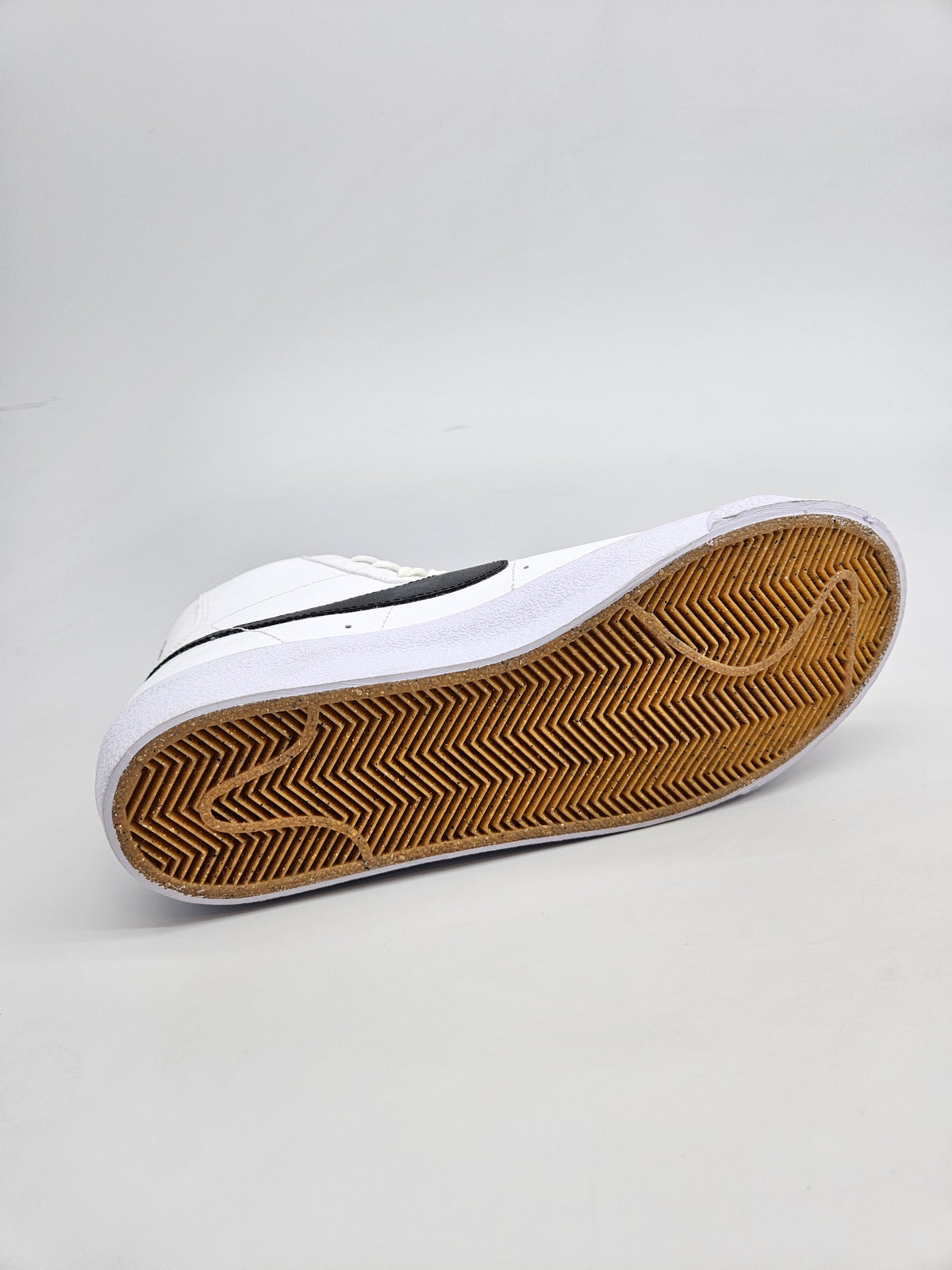 NIKE NOVI ORIGINAL PATIKI BR 40