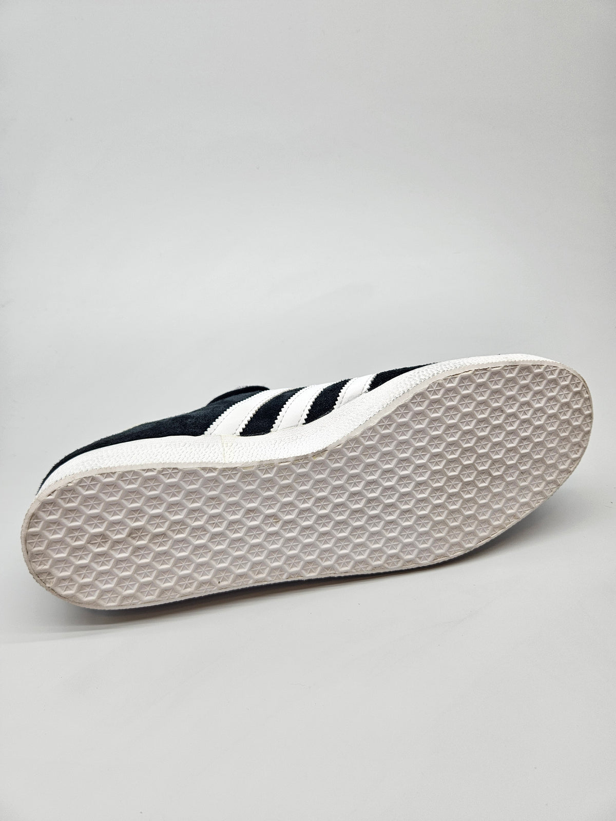ADIDAS  ORIGINAL PATIKI BR 42.5