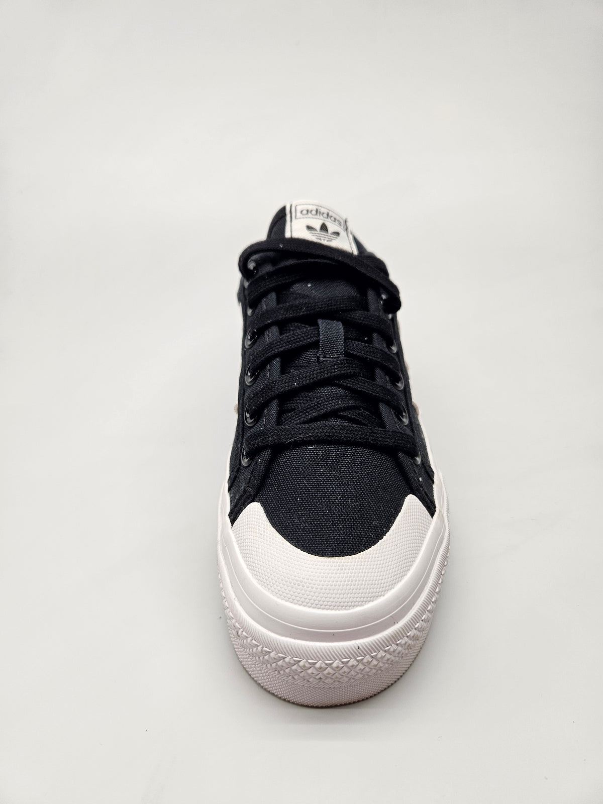 ADIDAS NOVI ORIGINAL PATIKI BR 37