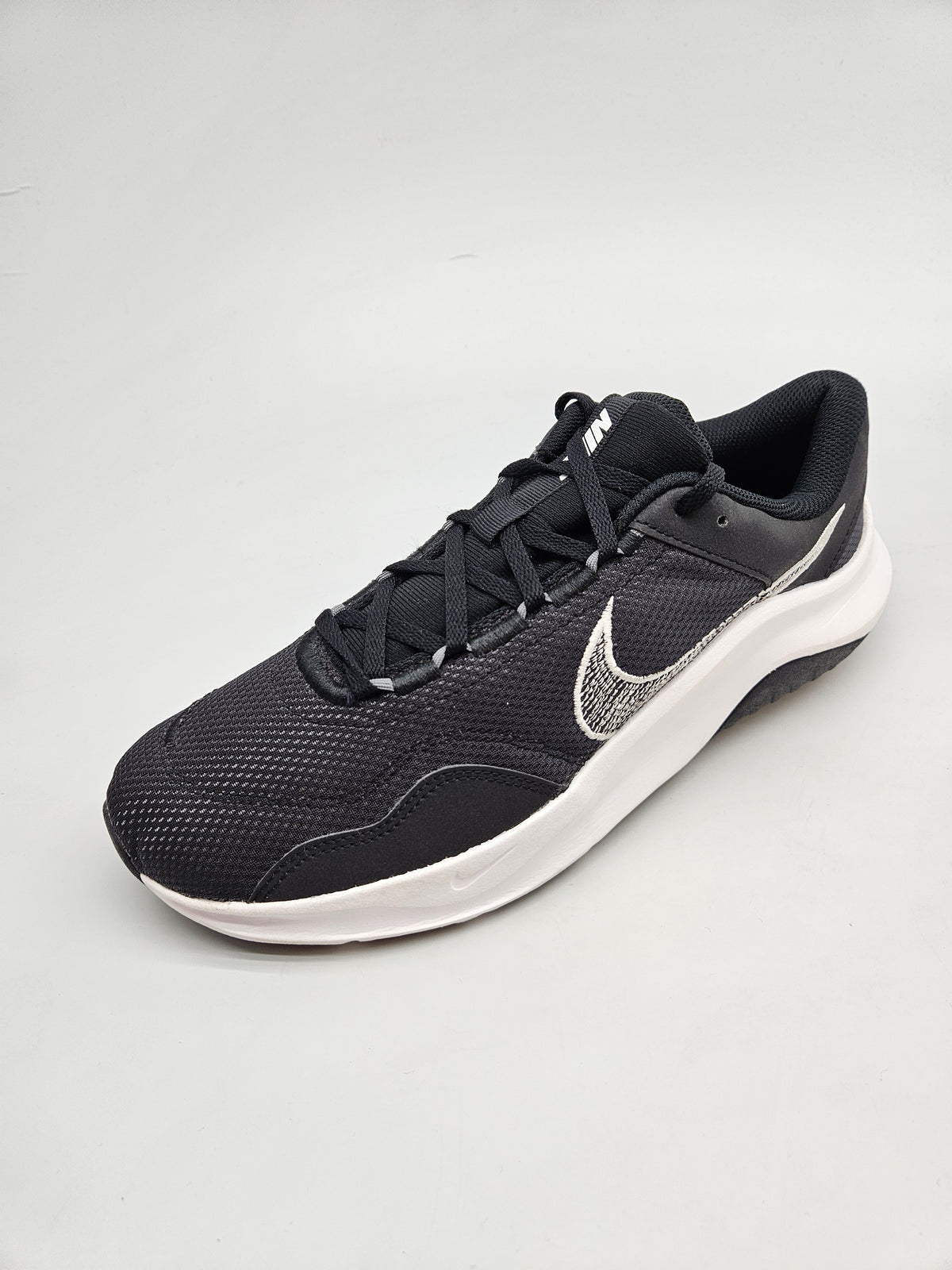 NIKE NOVI ORIGINAL PATIKI BR 44