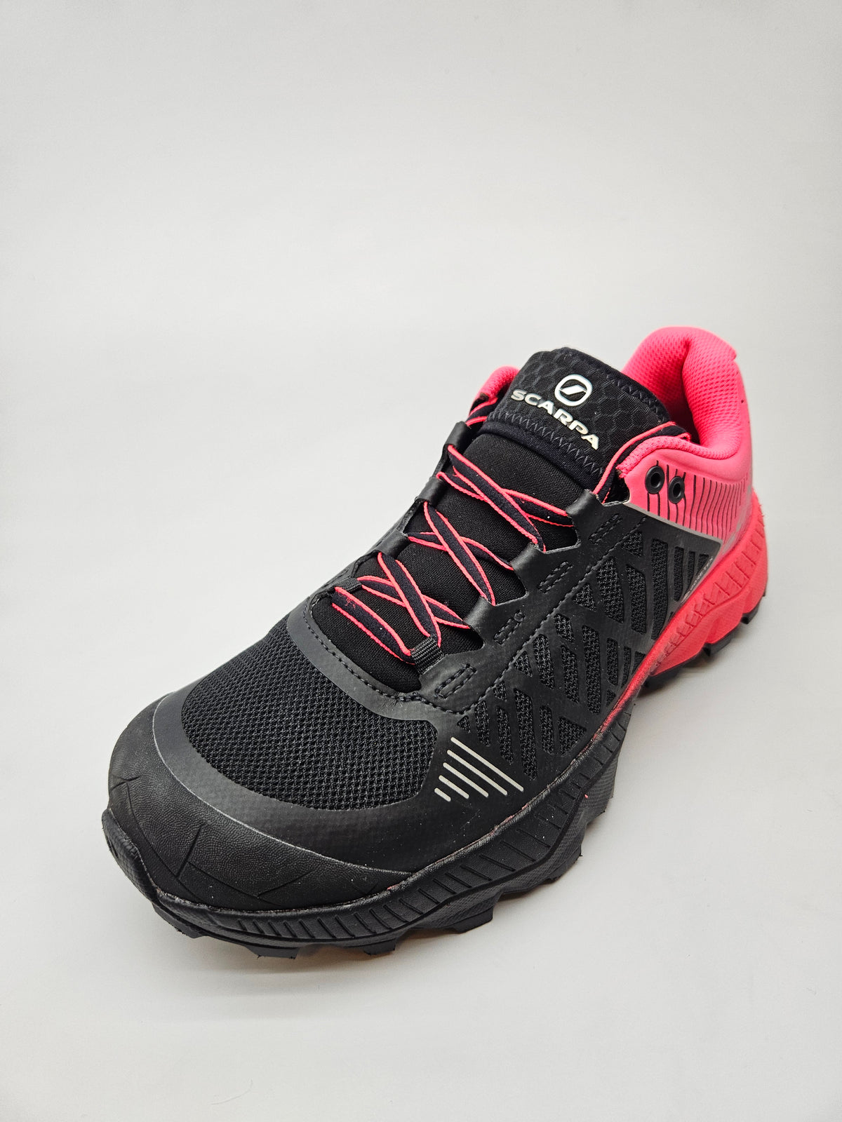 SCARPA GORETEX NOVI ORIGINAL PATIKI BR 39