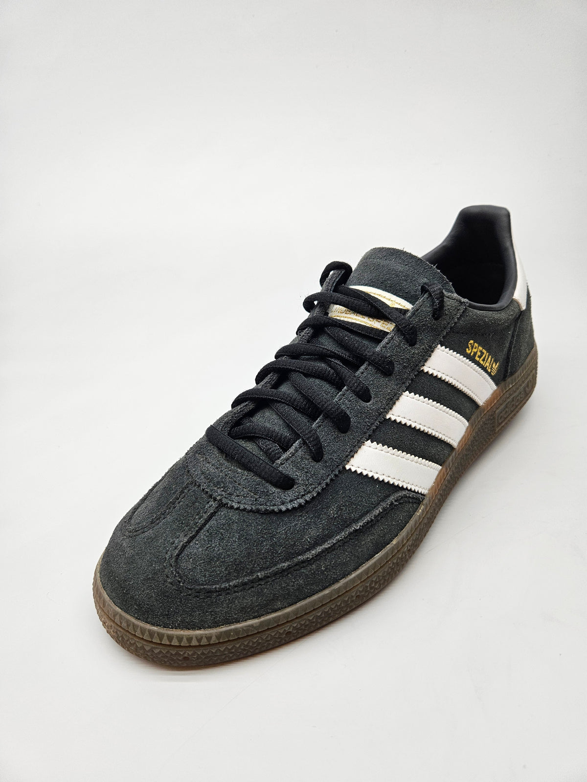 ADIDAS  ORIGINAL PATIKI BR 41