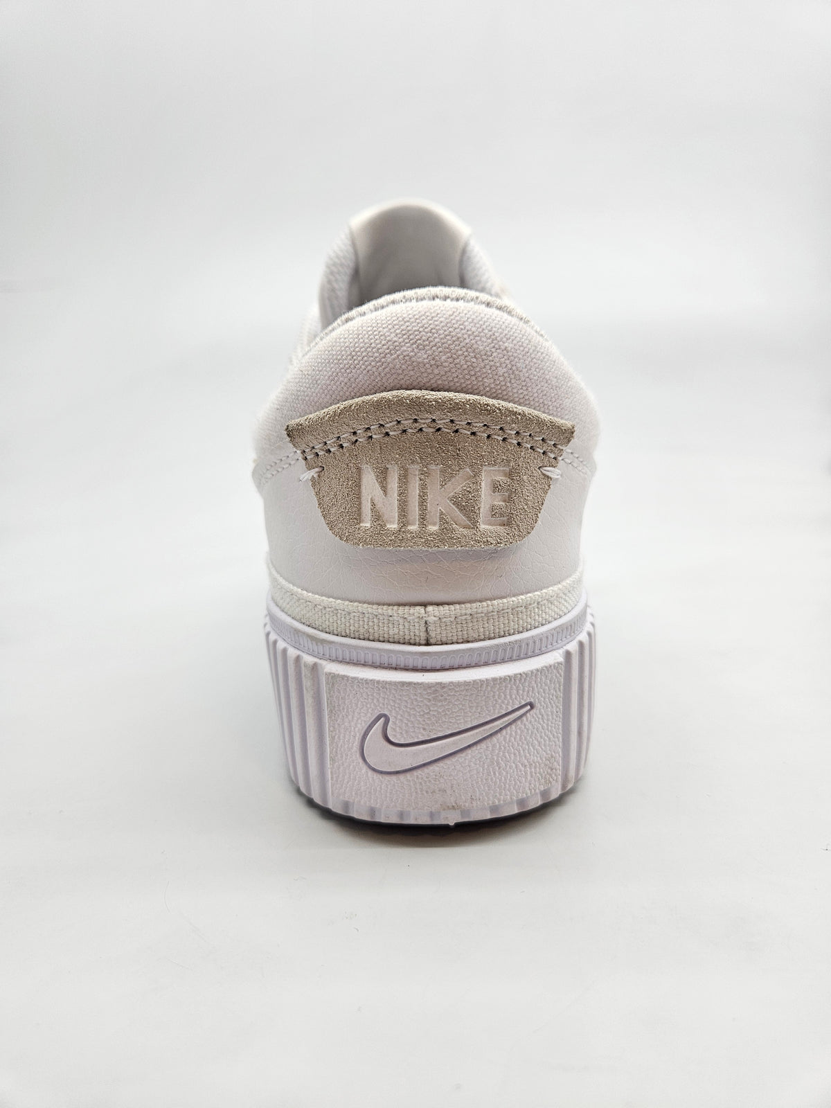 NIKE NOVI ORIGINAL PATIKI BR 39