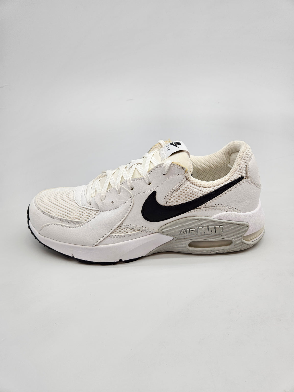 NIKE AIRMAX NOVI ORIGINAL PATIKI BR 40.5