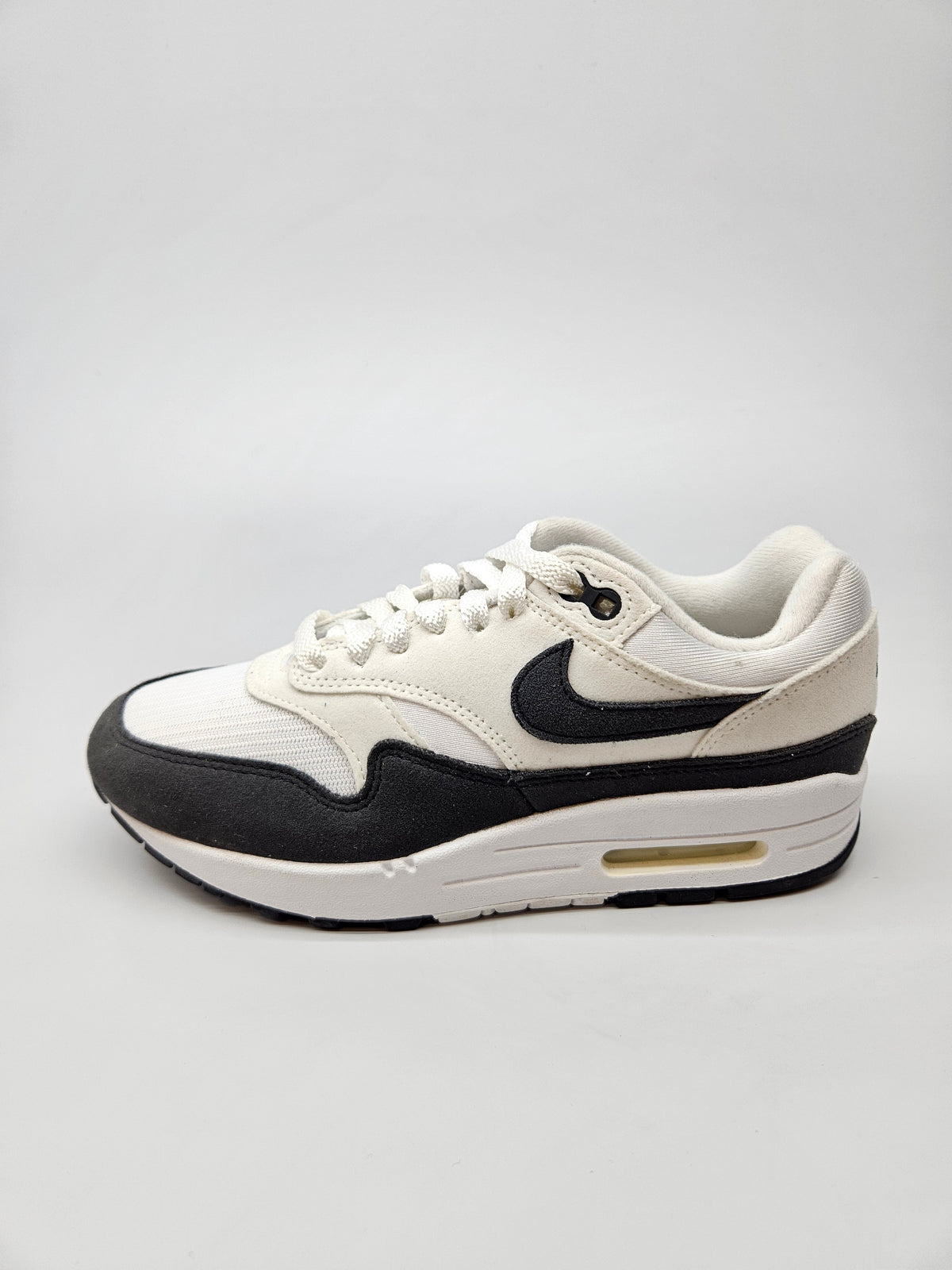 NIKE AIRMAX NOVI ORIGINAL PATIKI BR 37.5