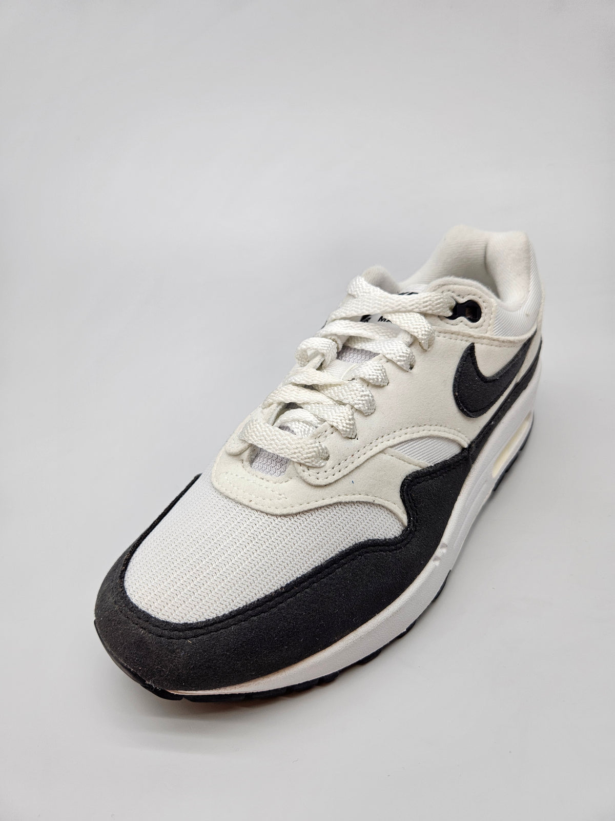 NIKE AIRMAX NOVI ORIGINAL PATIKI BR 37.5