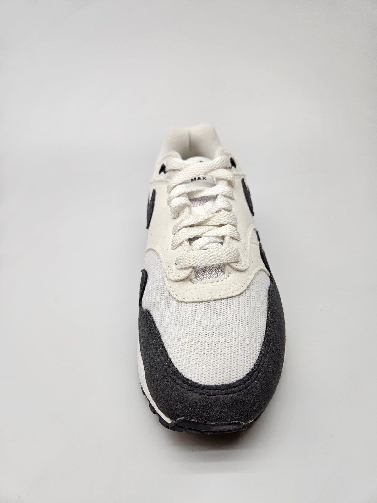NIKE AIRMAX NOVI ORIGINAL PATIKI BR 37.5