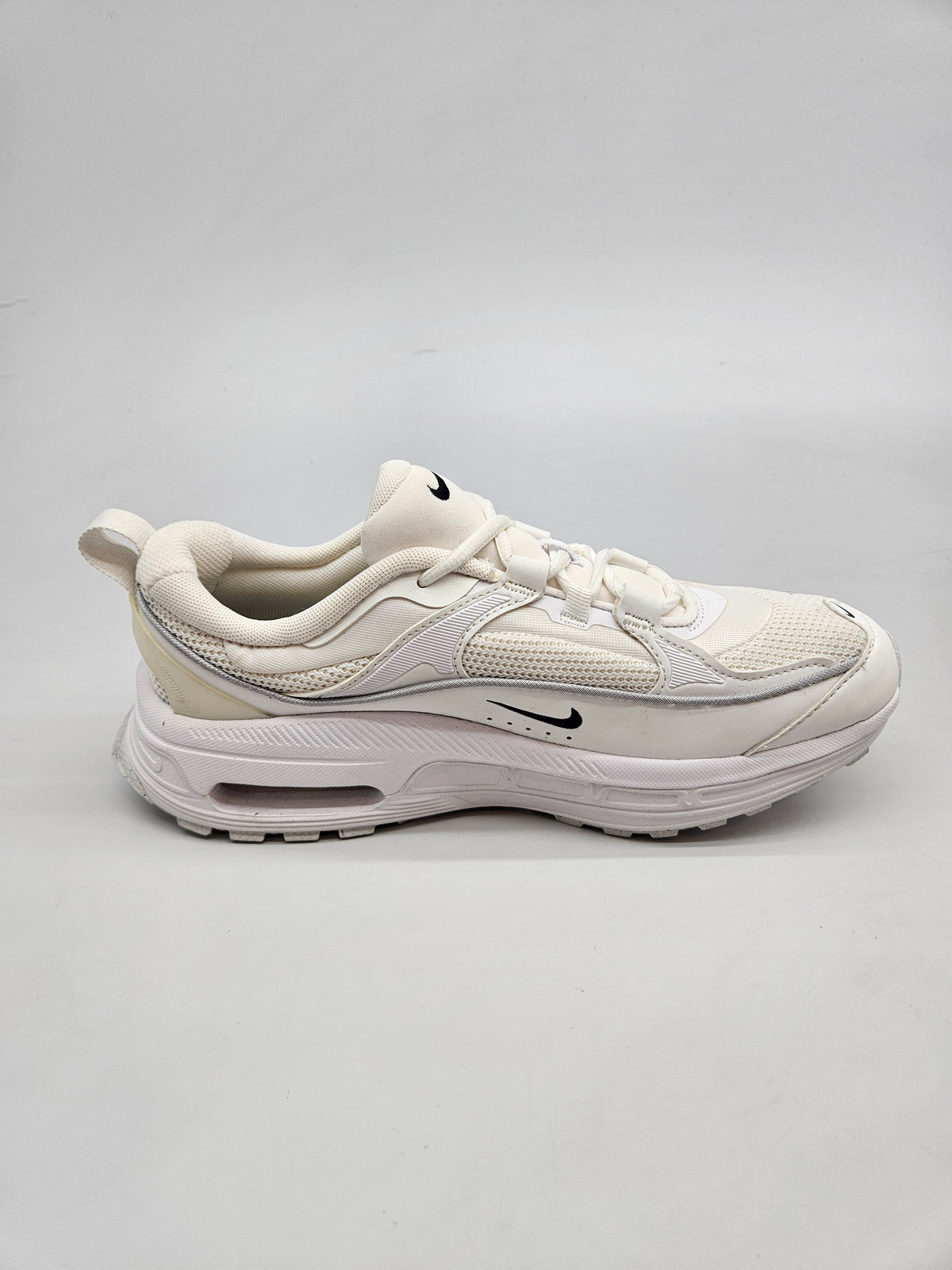 NIKE NOVI ORIGINAL PATIKI BR 40