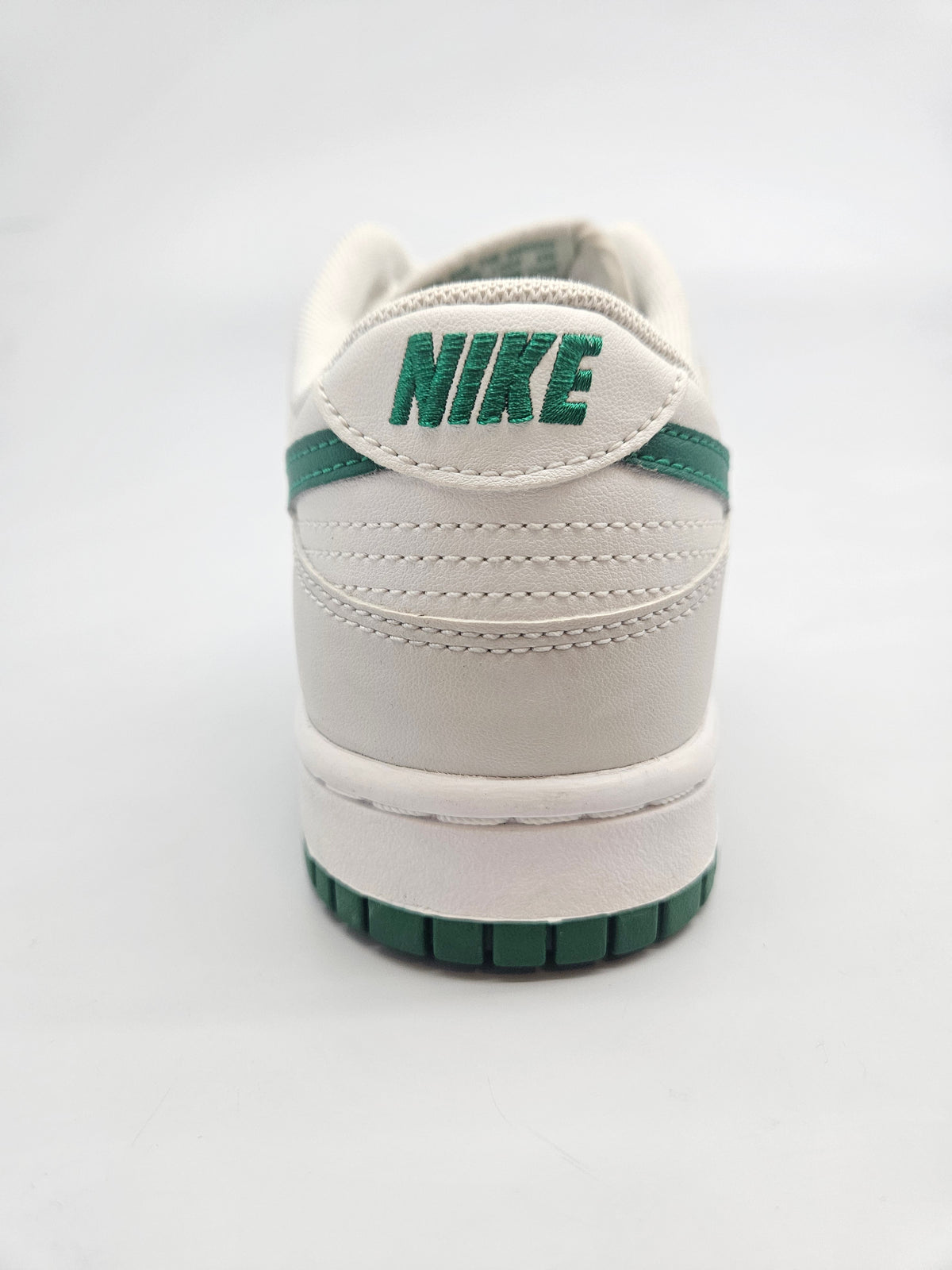 NIKE ORIGINAL PATIKI BR 39