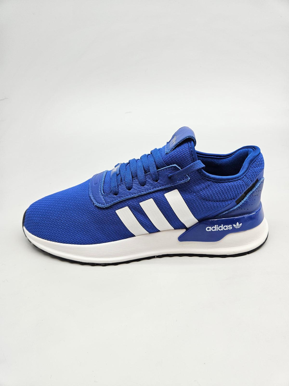 ADIDAS NOVI ORIGINAL PATIKI BR 44.5
