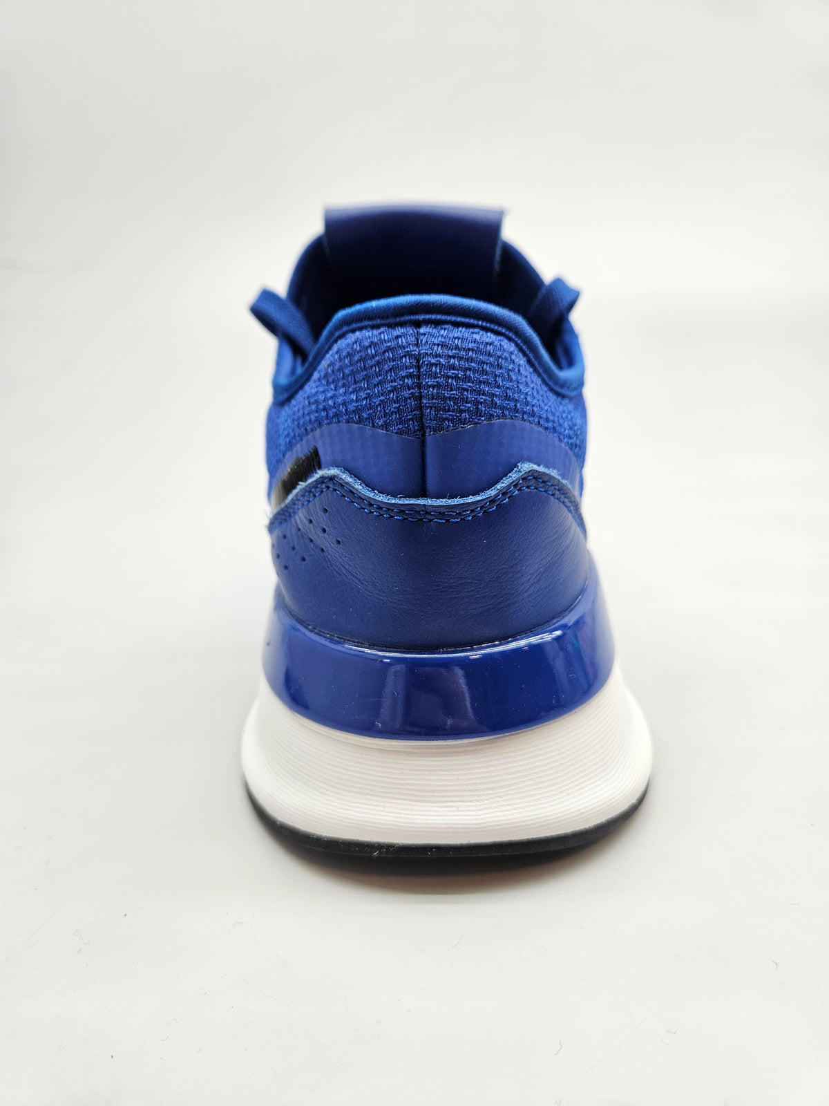 ADIDAS NOVI ORIGINAL PATIKI BR 44.5
