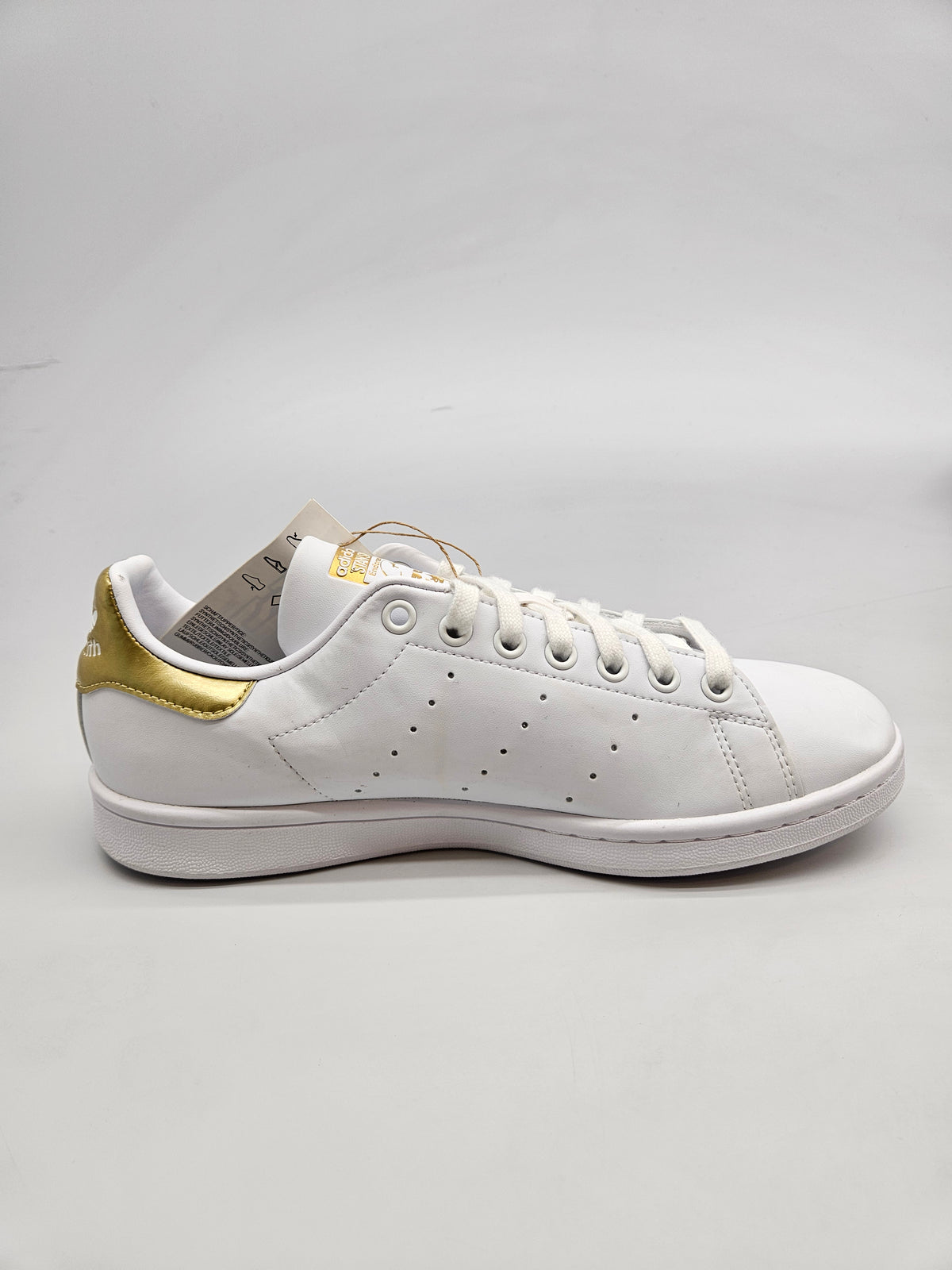 ADIDAS NOVI ORIGINAL PATIKI BR 40.5