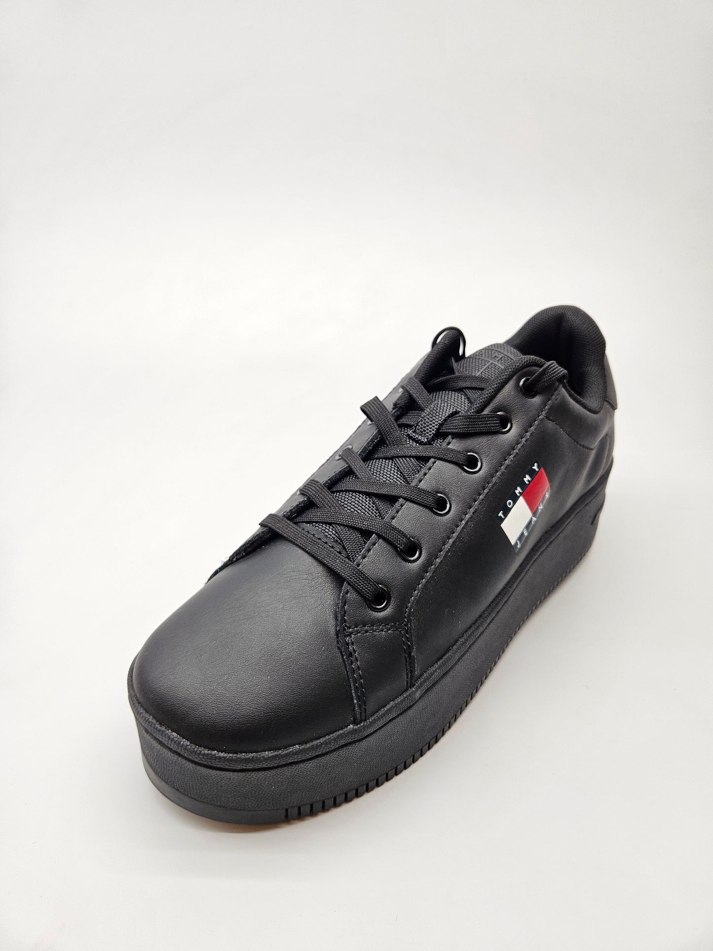 TOMMY HILFIGER NOVI ORIGINAL PATIKI BR 40
