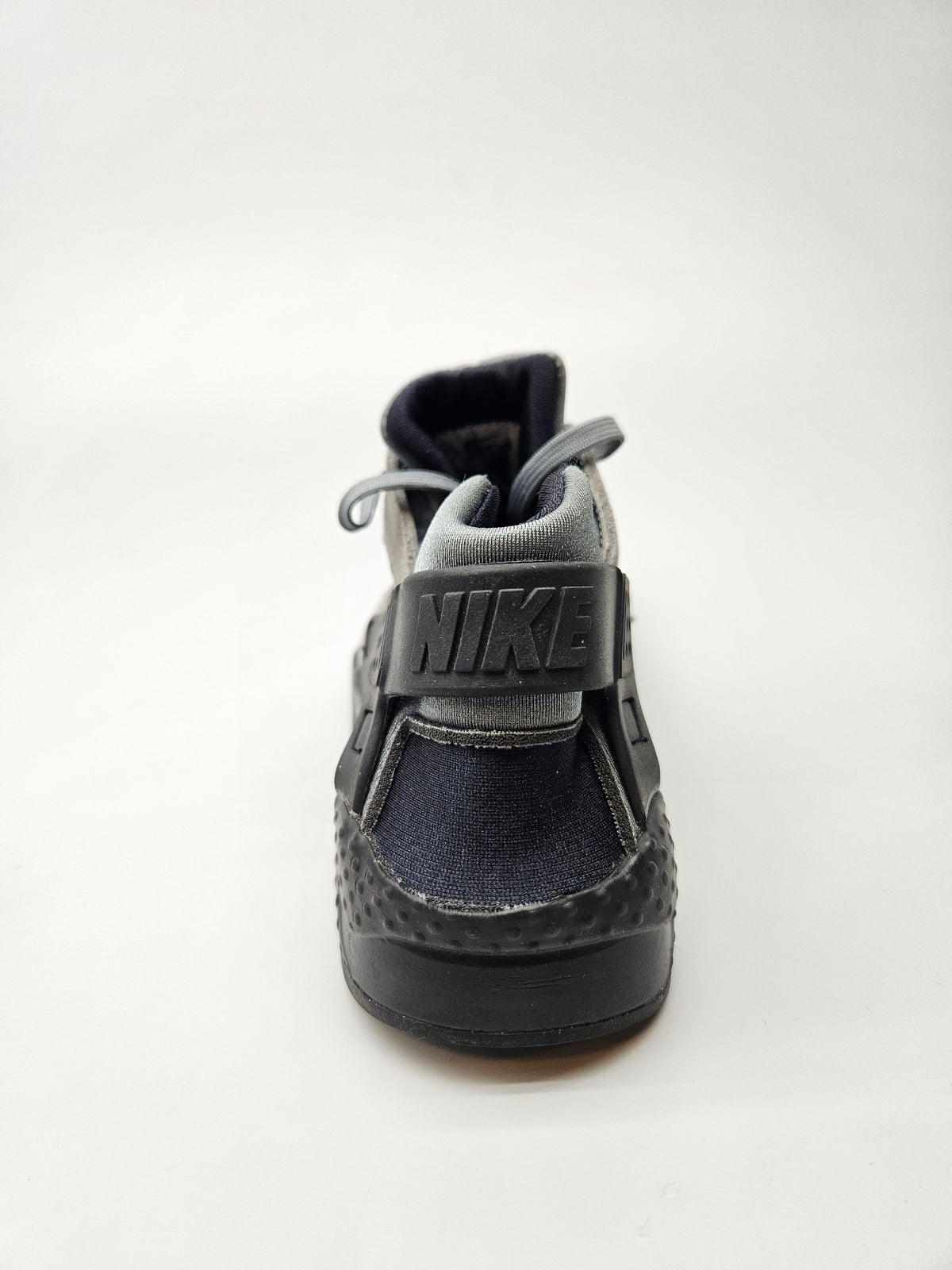 NIKE NOVI ORIGINAL PATIKI BR 38
