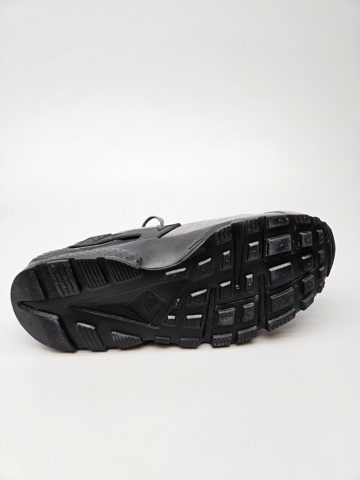 NIKE NOVI ORIGINAL PATIKI BR 38