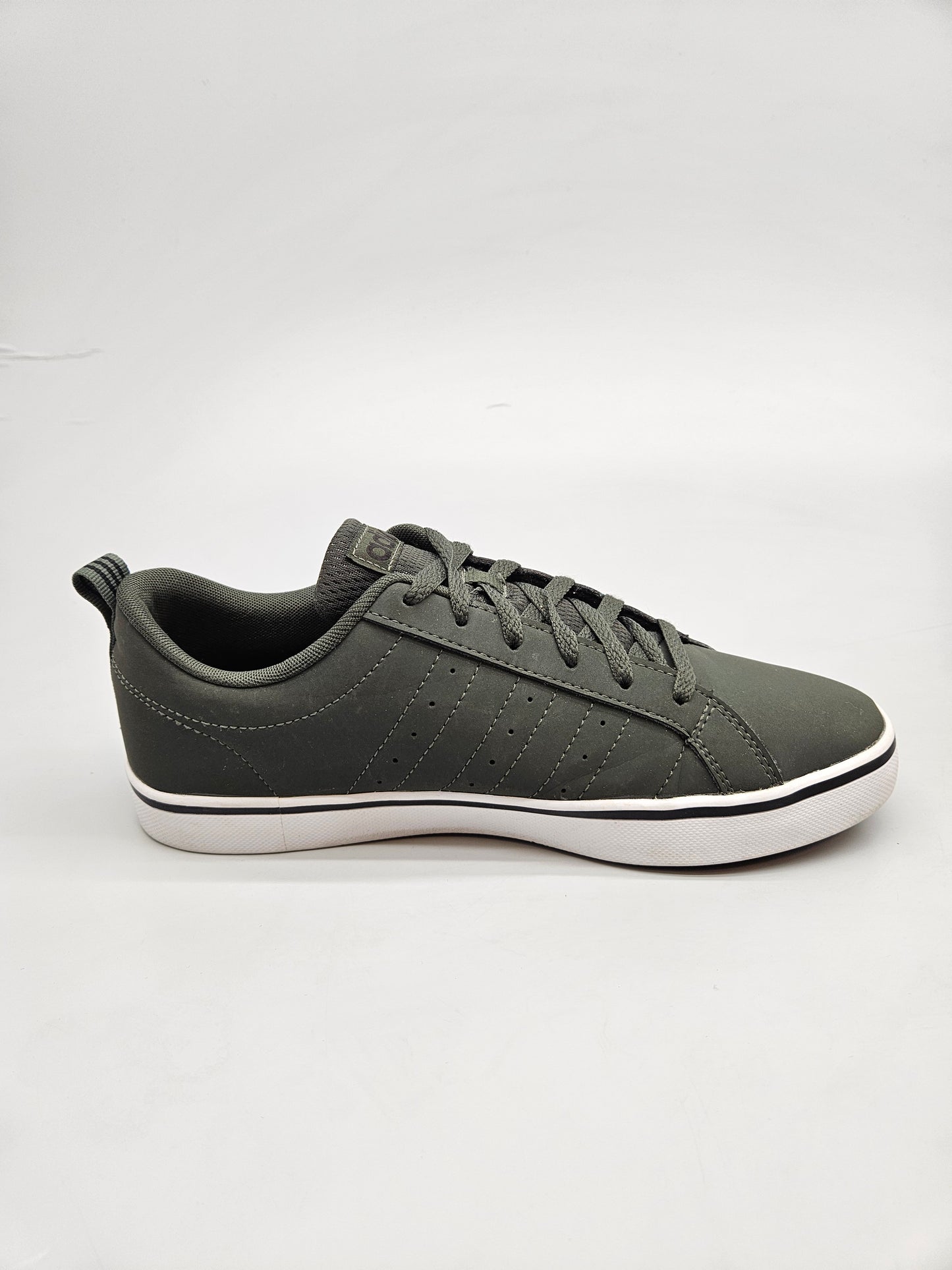 ADIDAS ORIGINAL PATIKI BR 41