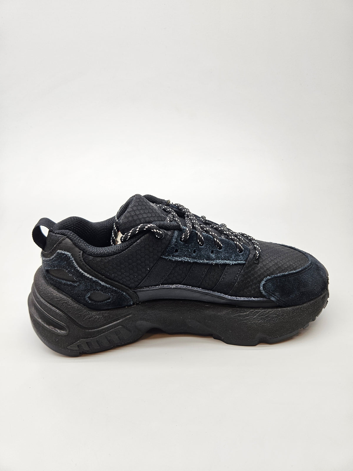 ADIDAS NOVI ORIGINAL PATIKI BR 38