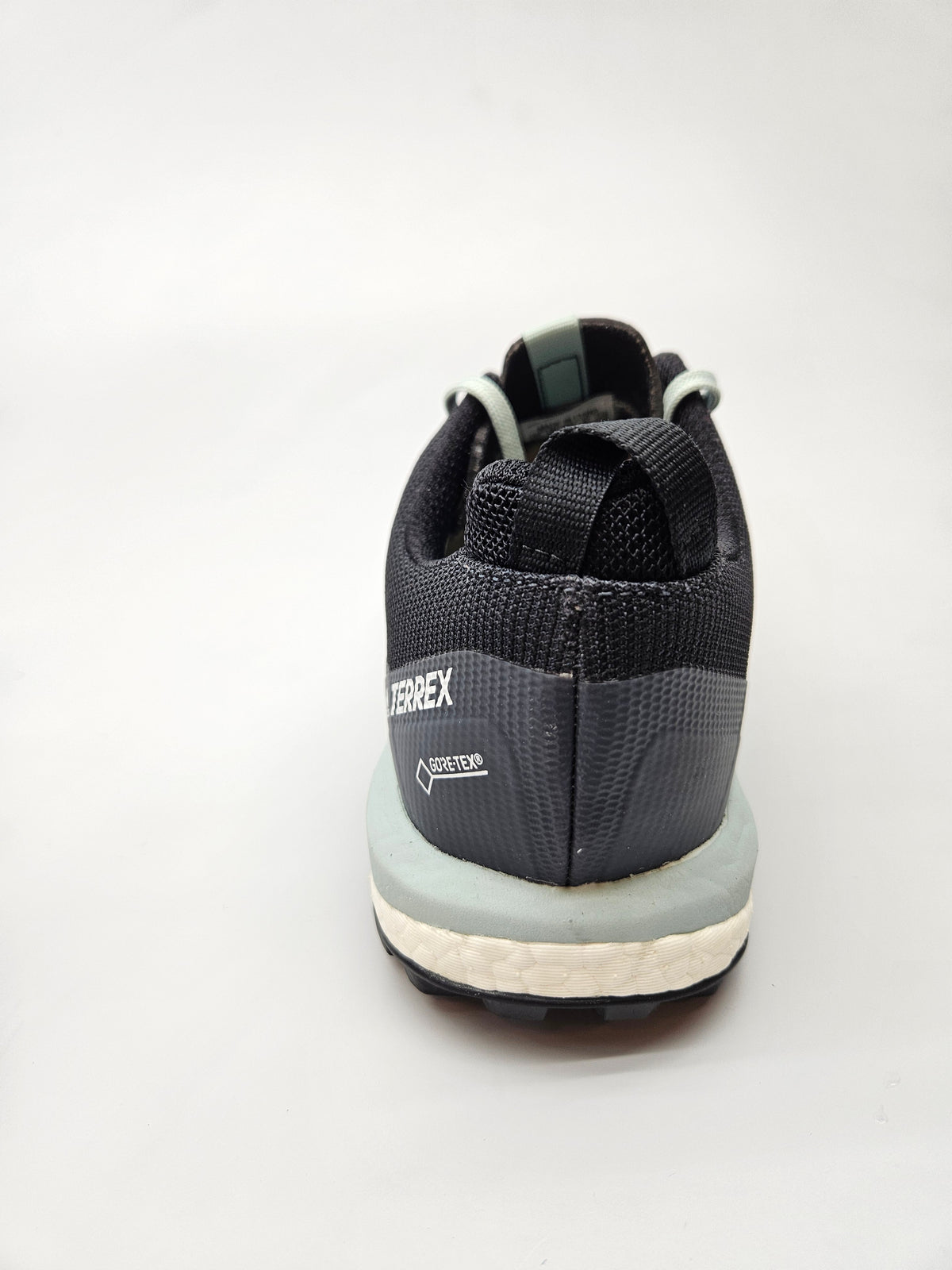 ASIDAS TERREX GORETEX ORIGINAL PATIKI BR 42