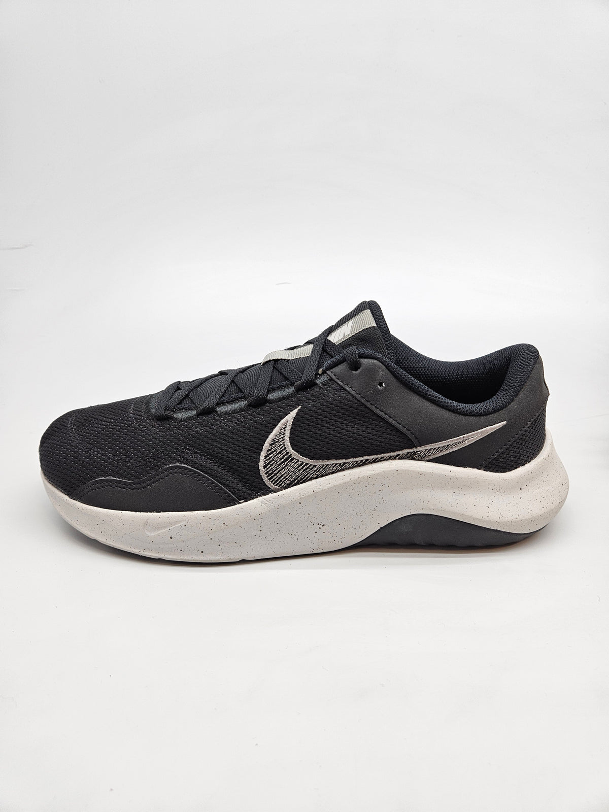 NIKE NOVI ORIGINAL PATIKI BR 46