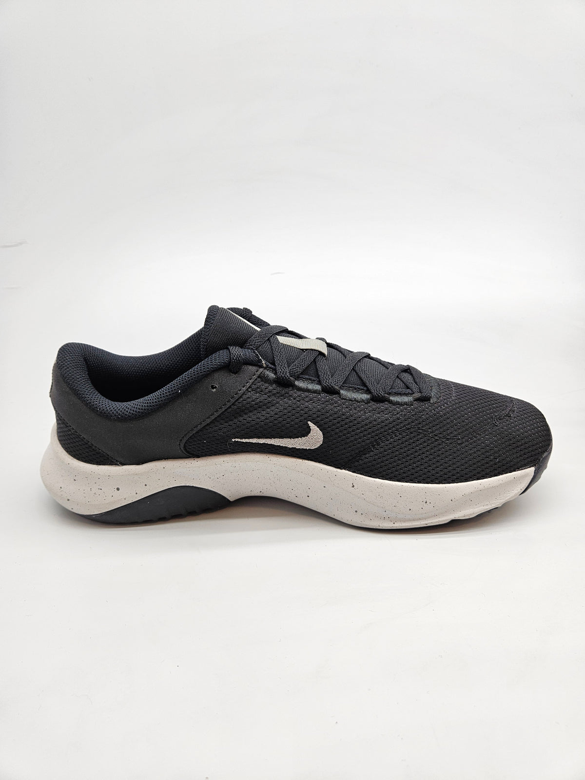 NIKE NOVI ORIGINAL PATIKI BR 46