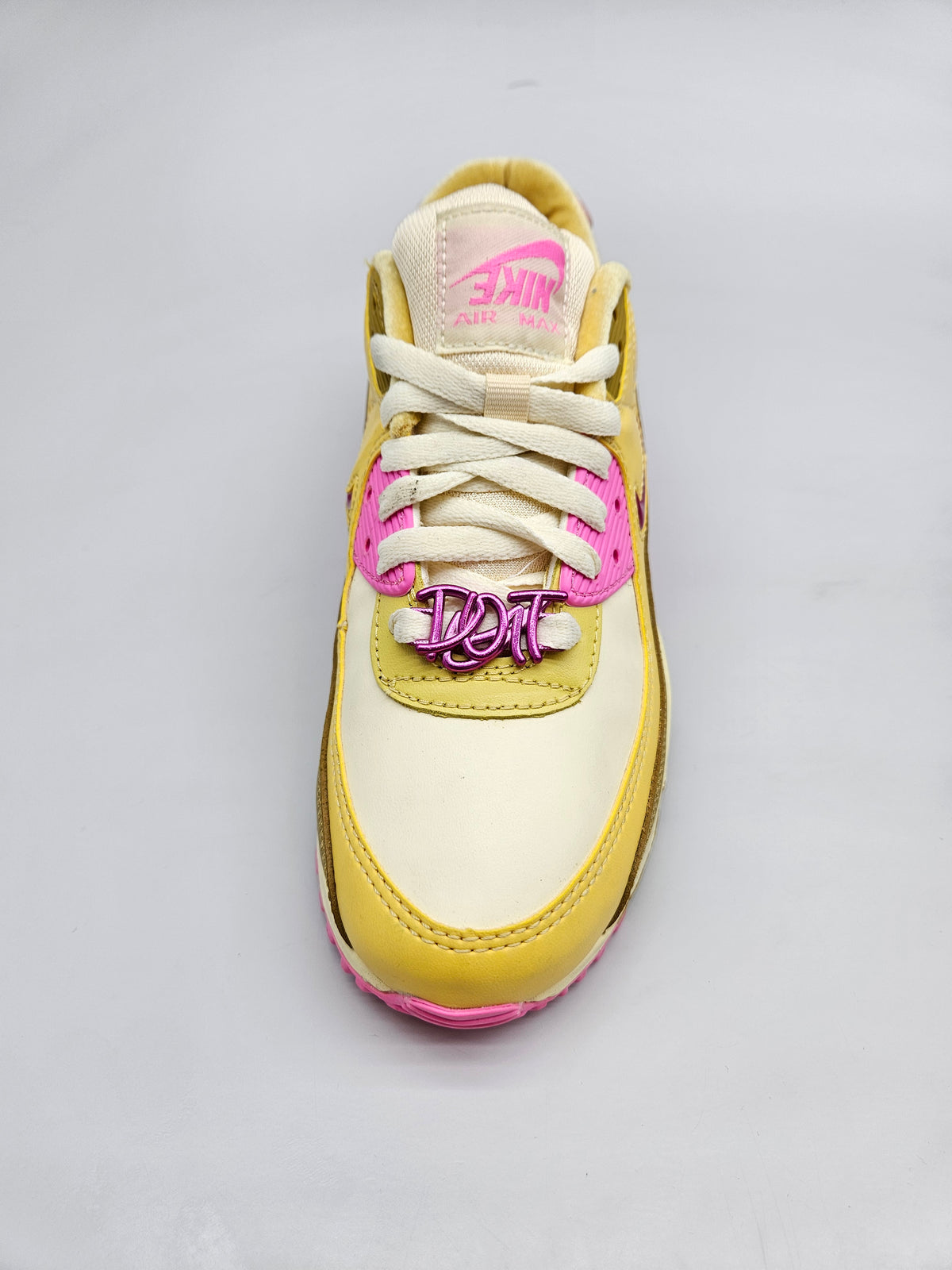 NIKE AIRMAX NOVI ORIGINAL PATIKI BR 38