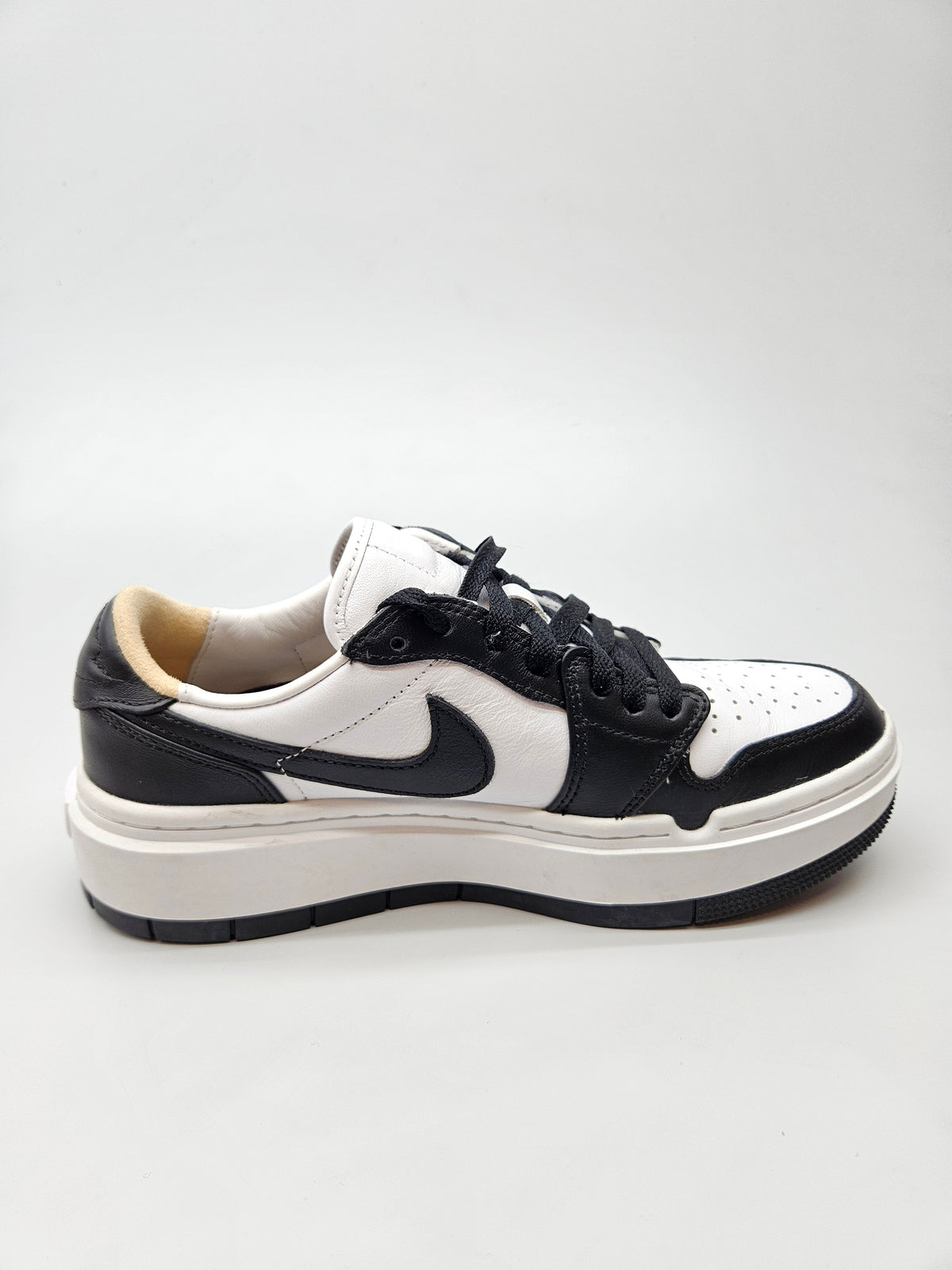 NIKE JIRDAN ORIGINAL PATIKI BR 39