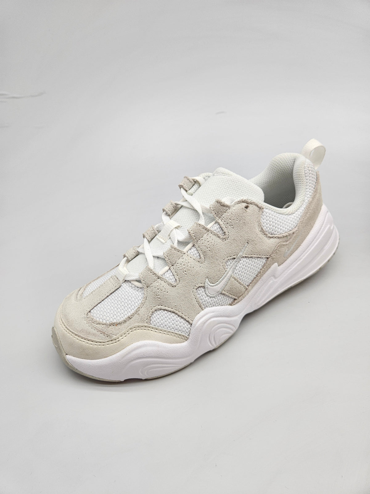 NIKE NOVI ORIGINAL PATIKI 38.5
