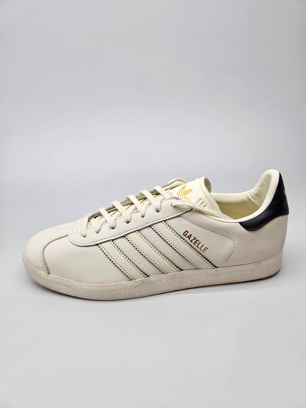 ADIDAS NOVI ORIGINAL PATIKI BR 44.5