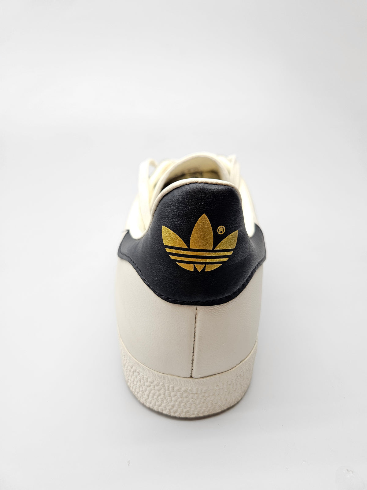 ADIDAS NOVI ORIGINAL PATIKI BR 44.5