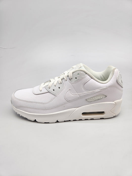 NIKE AIRMAX NOVI ORIGINAL PATIKI BR 40