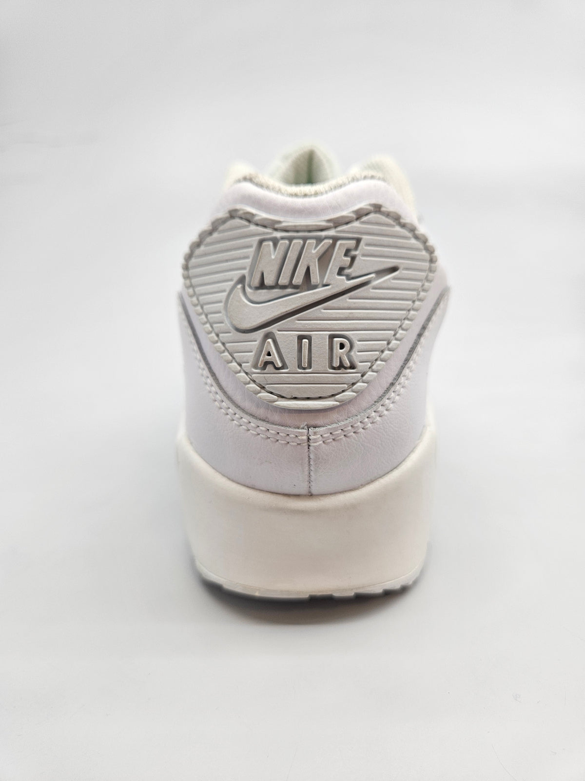 NIKE AIRMAX NOVI ORIGINAL PATIKI BR 40