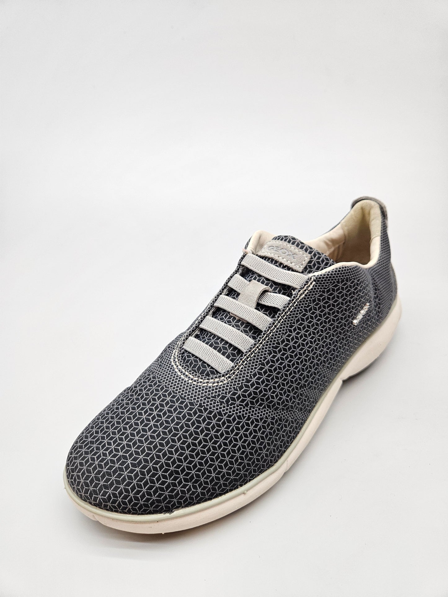 GEOX ORIGINAL PATIKI BR 38