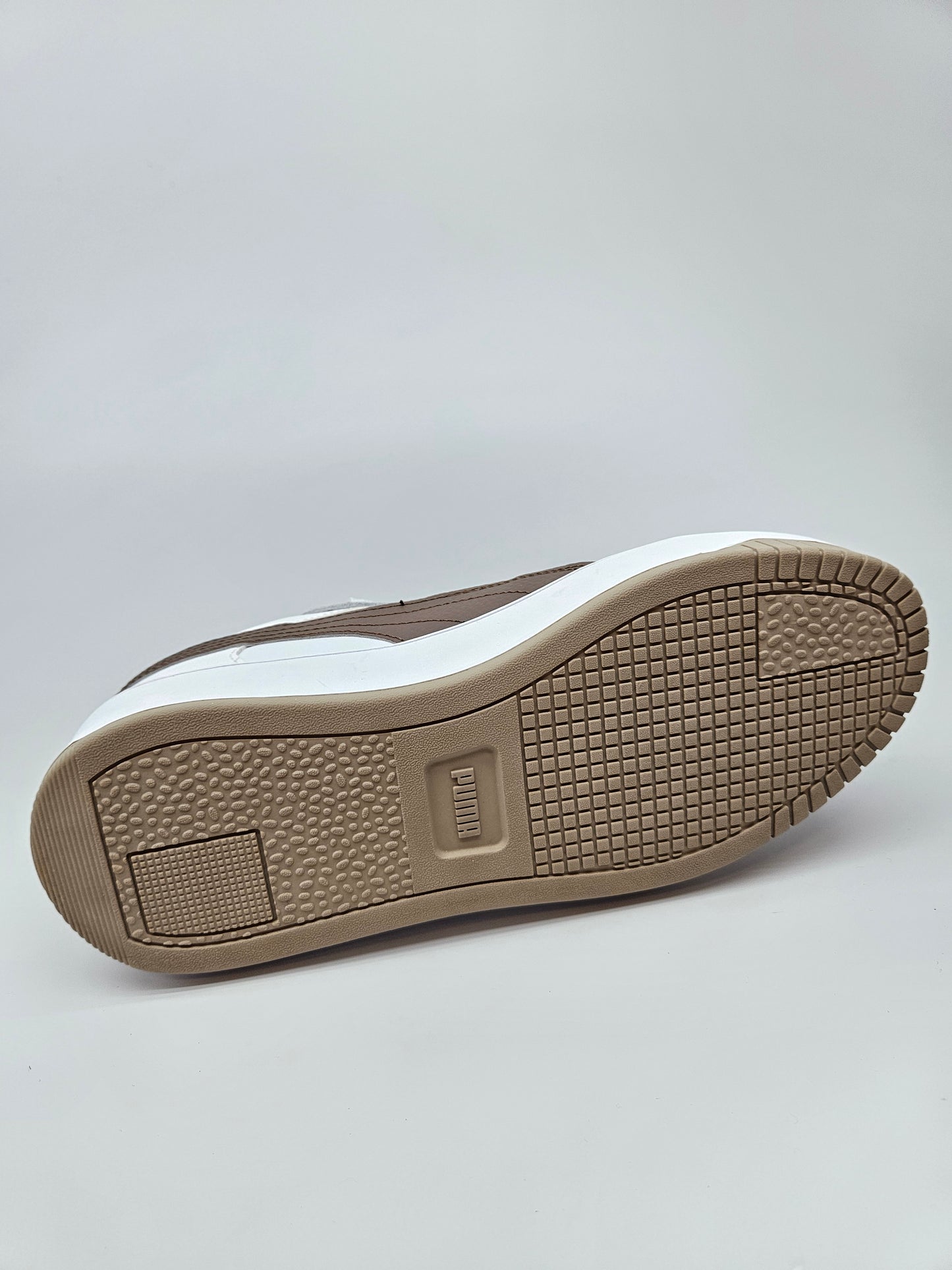 PUMA NOVI ORIGINAL PATIKI BR 38
