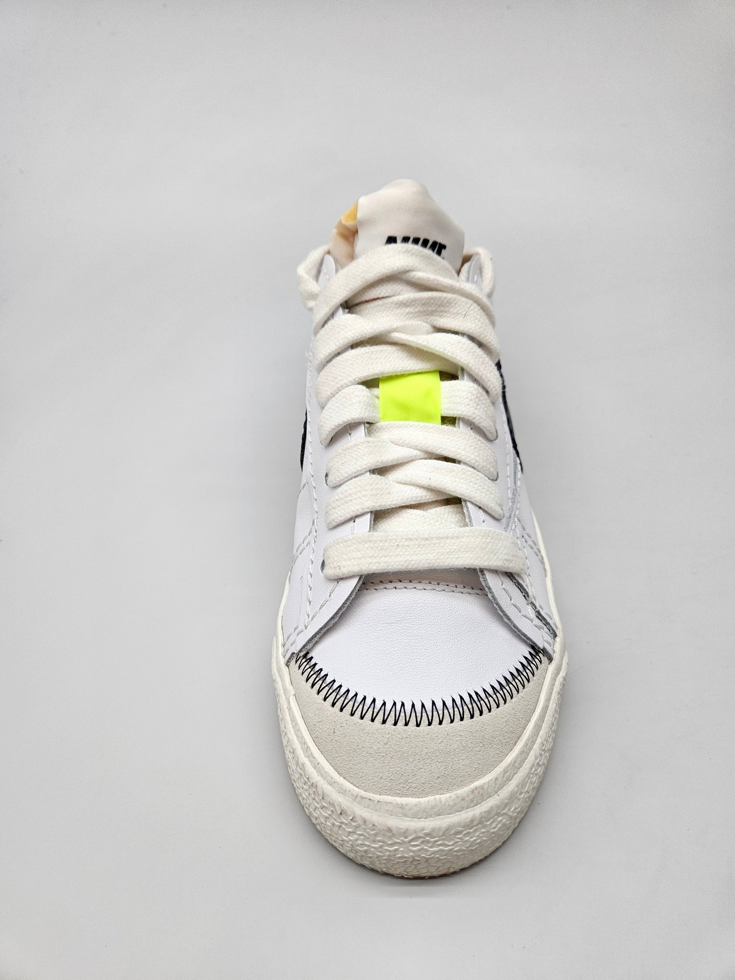 NIKE NOVI ORIGINAL PATIKI BR 39