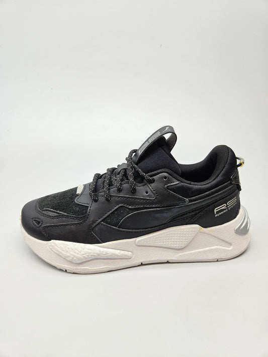 PUMA NOVI ORIGINAL PATIKI BR 37.5