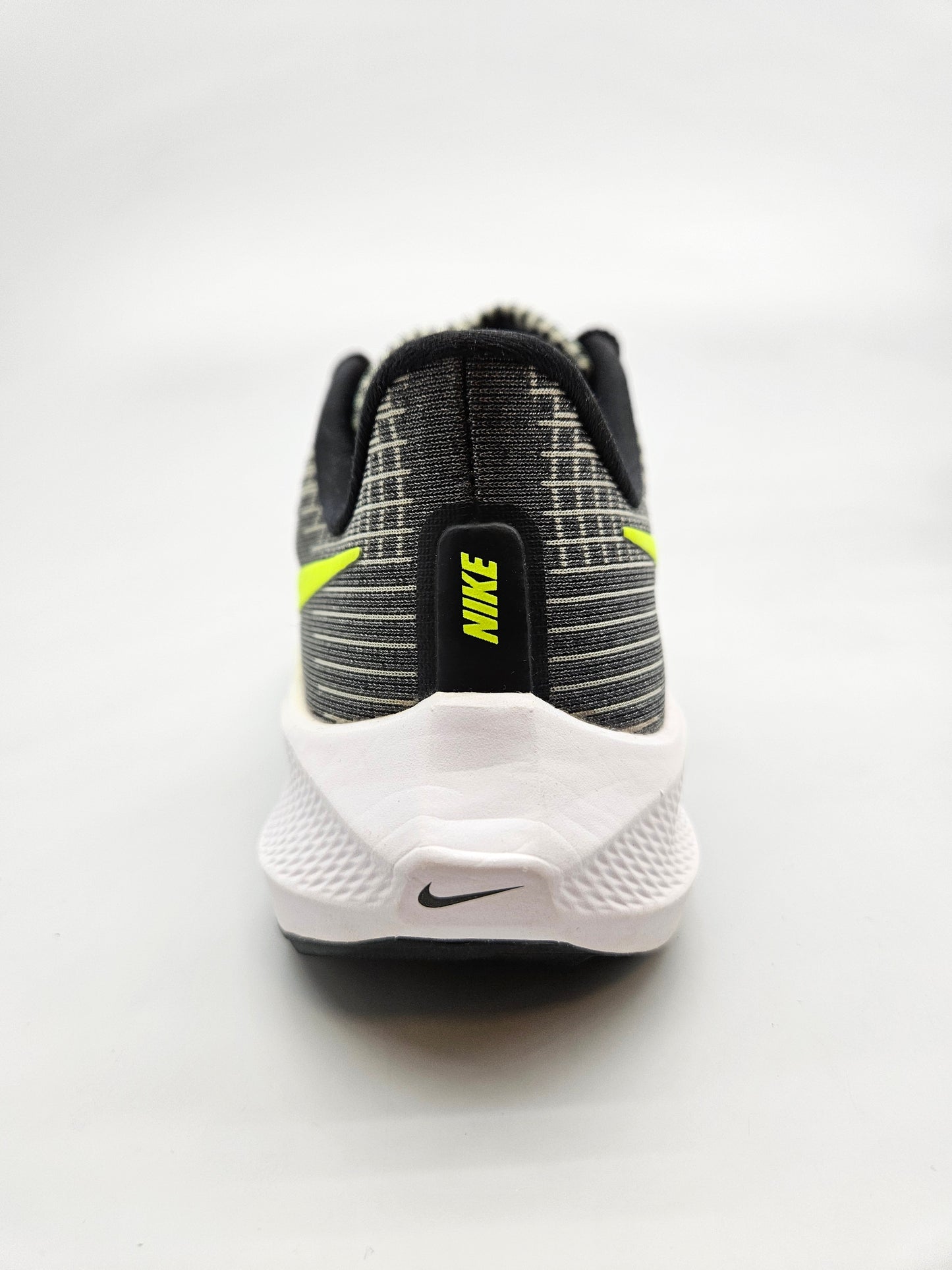 NIKE ORIGINAL PATIKI BR 37.5